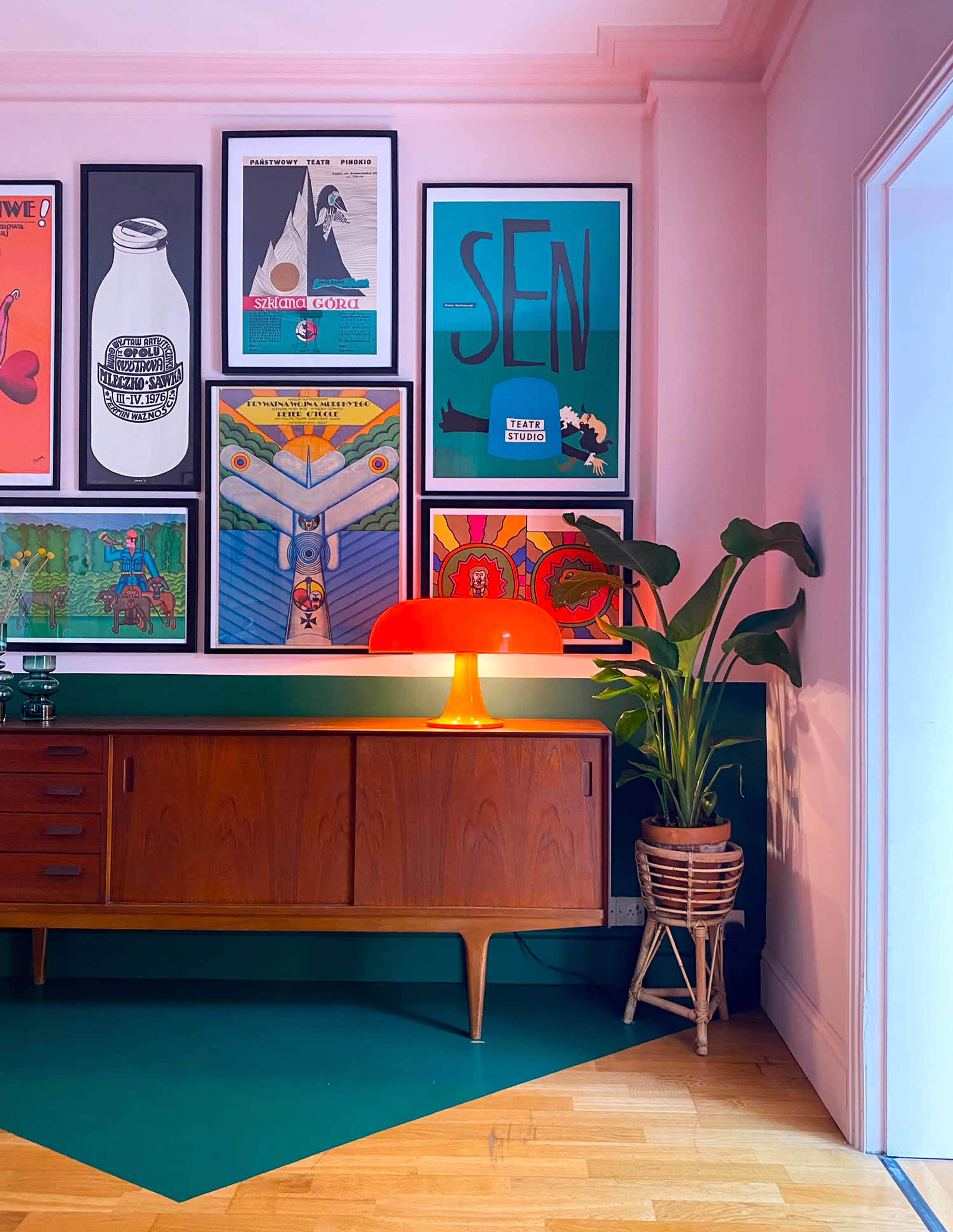 Iconic Lampe Nesso : coup de projecteur sur la lampe de Giancarlo Mattioli