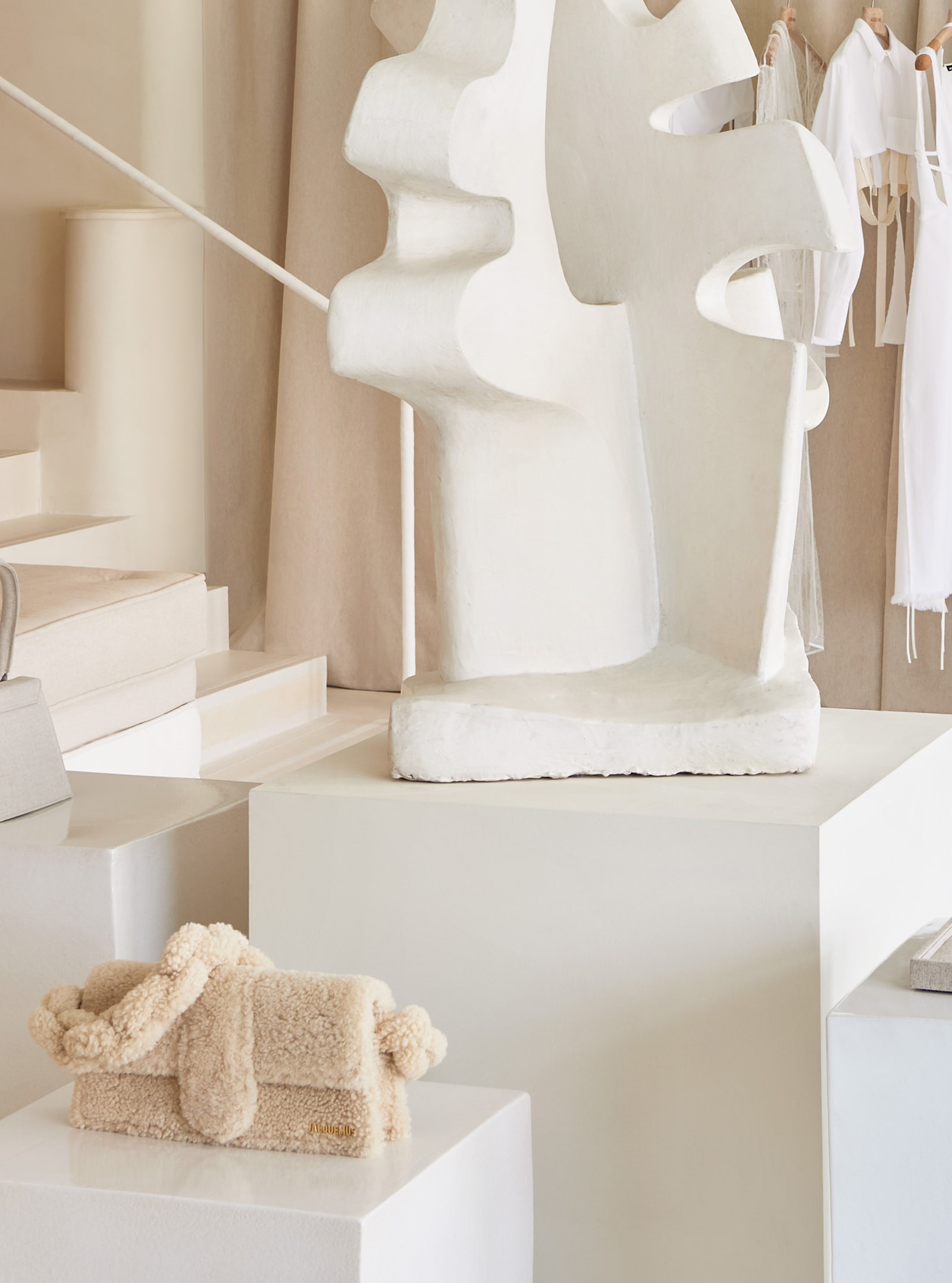 Jacquemus opens its first physical shop on Avenue Montaigne